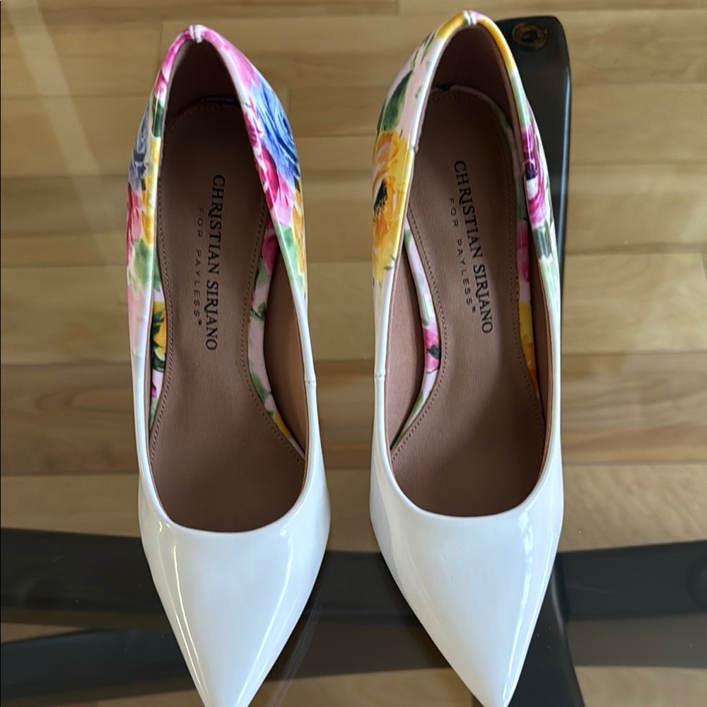 Christian Siriano Floral Pink and White Heels Elegant Pointed-Toe Pumps